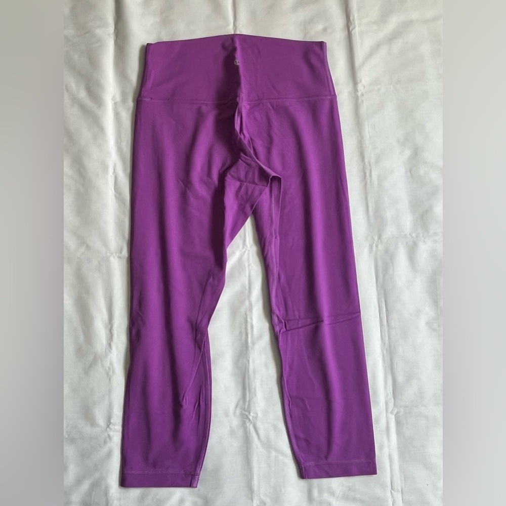 Lululemon. Size 10. Align.